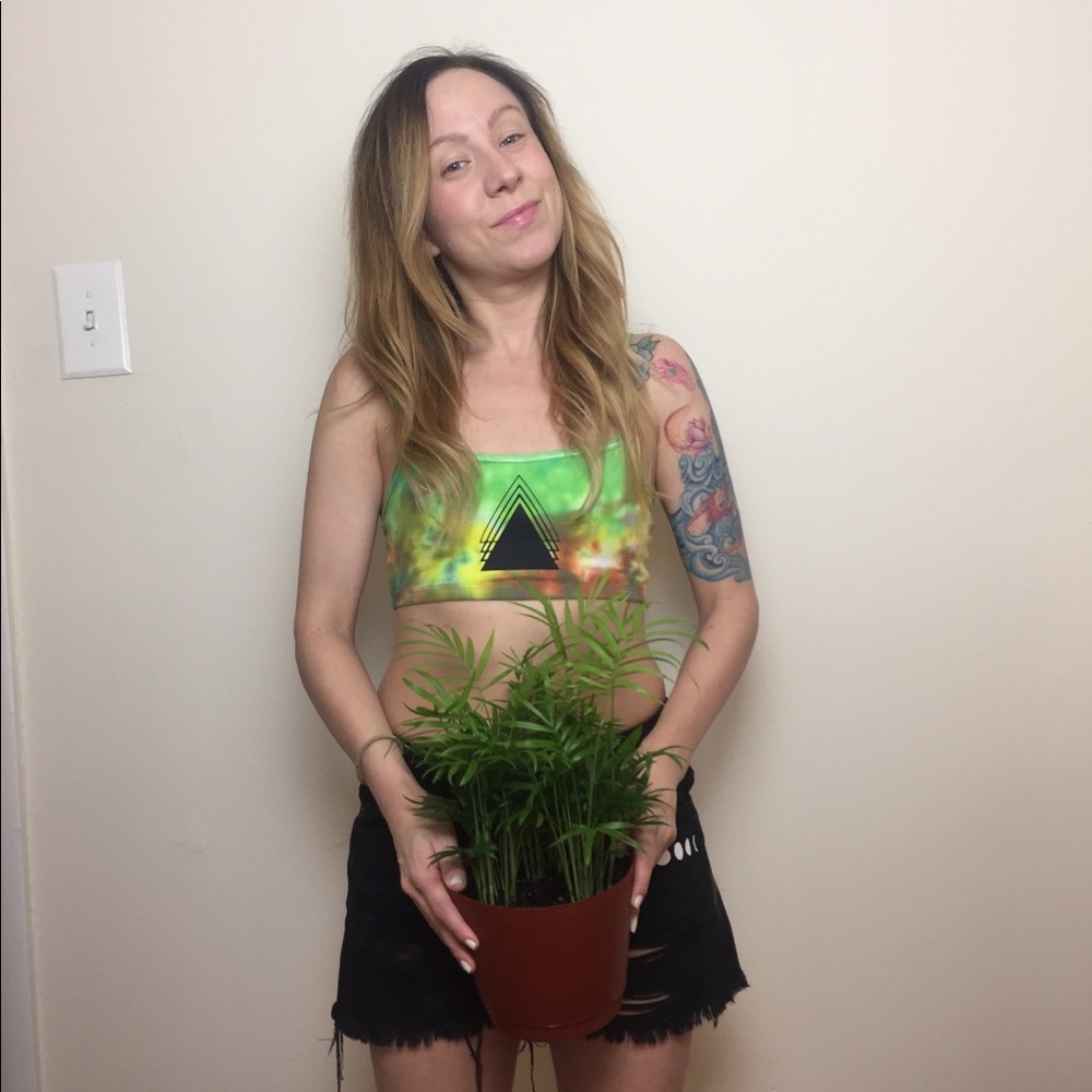 Hippie intimates